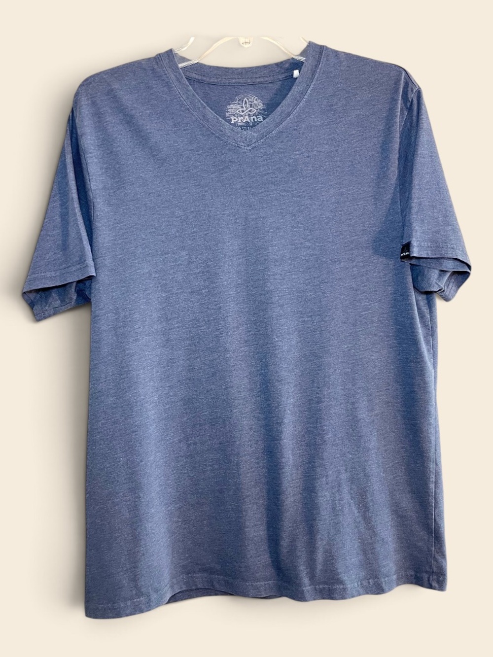 PrAna MENS Basic Blue Short Sleeve V-Neck Tee Size M